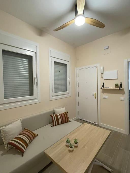 Appartamento Beautiful In Lavapies For 3 Pax - 011 Madrid
